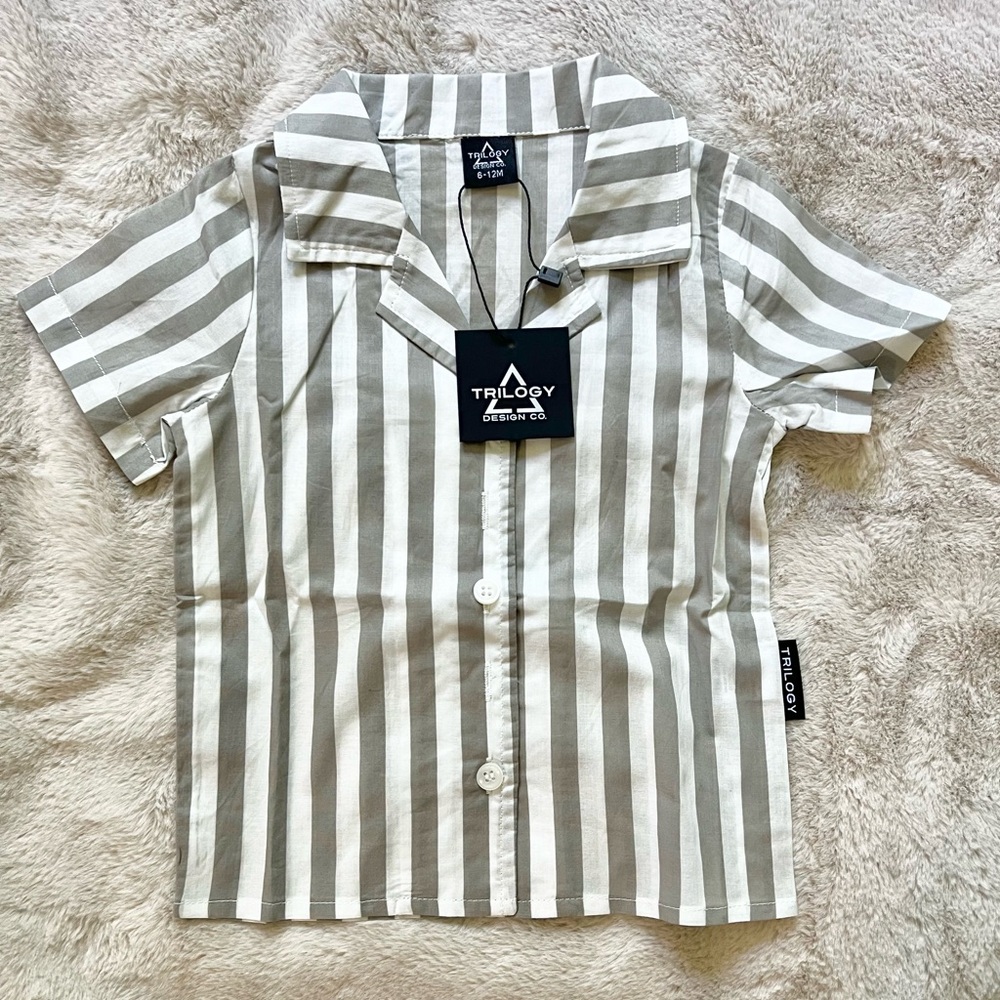 NWT Trilogy Boys Short Sleeve Button Up Grey Striped 6-12 Months